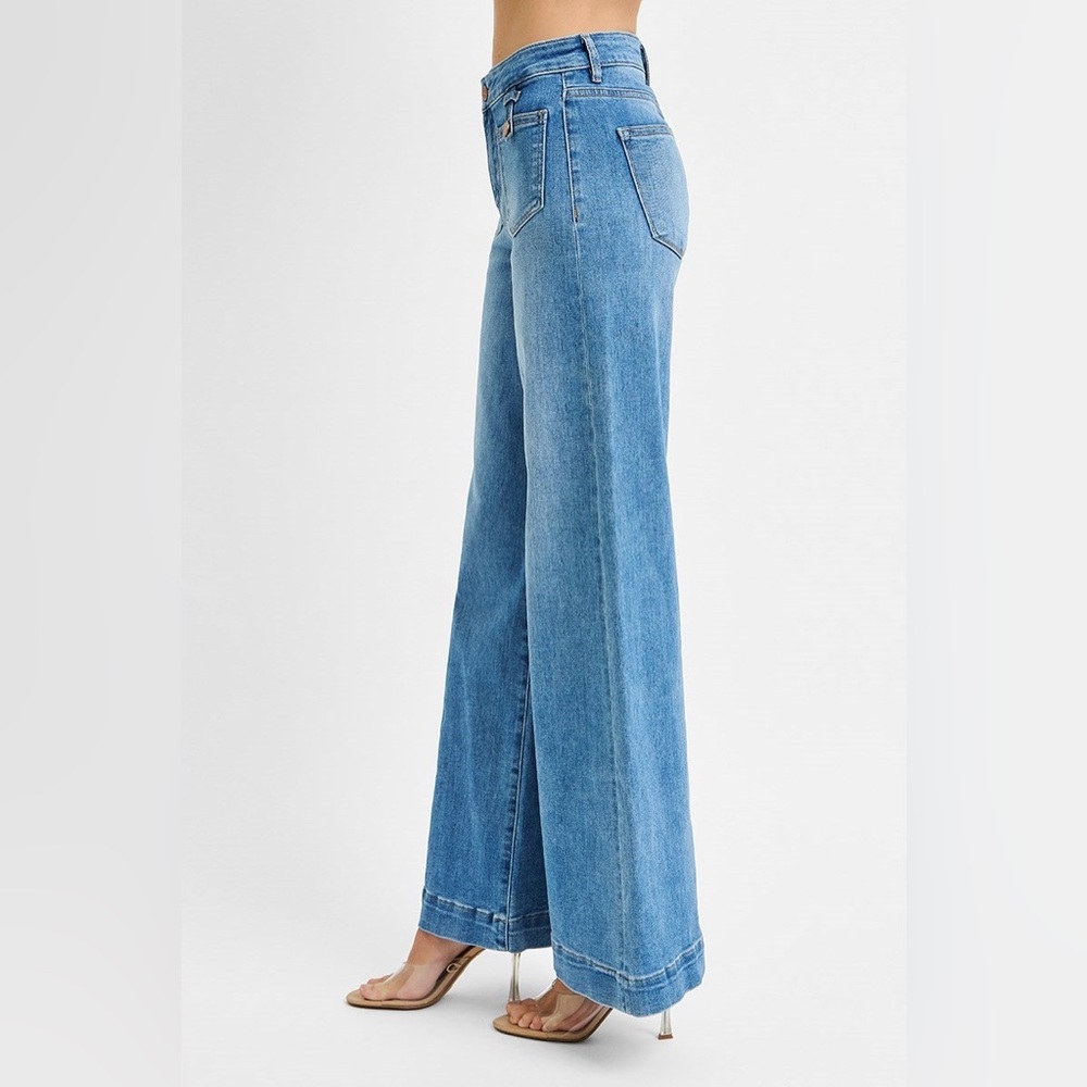 Mid Rise Wide Leg Patch Pocket Jeans - Risen - Picture 3 of 4